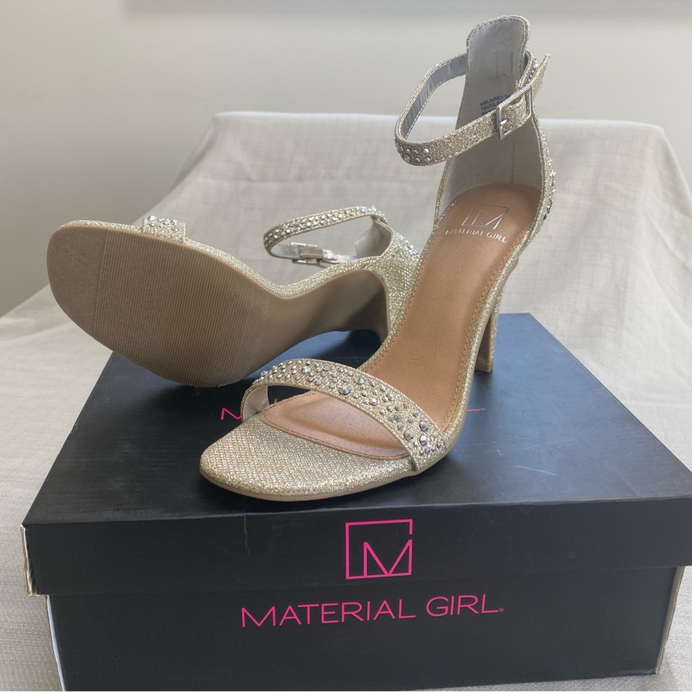 Women’s shoe